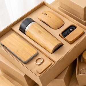 Eco Tech Gift Set with power bank, computer mouse and earphones | Key Ring | Insulated Mug